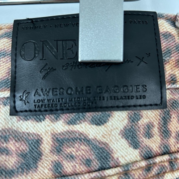 Free People Cropped Distressed Leopard Print Jeans - Picture 7 of 7